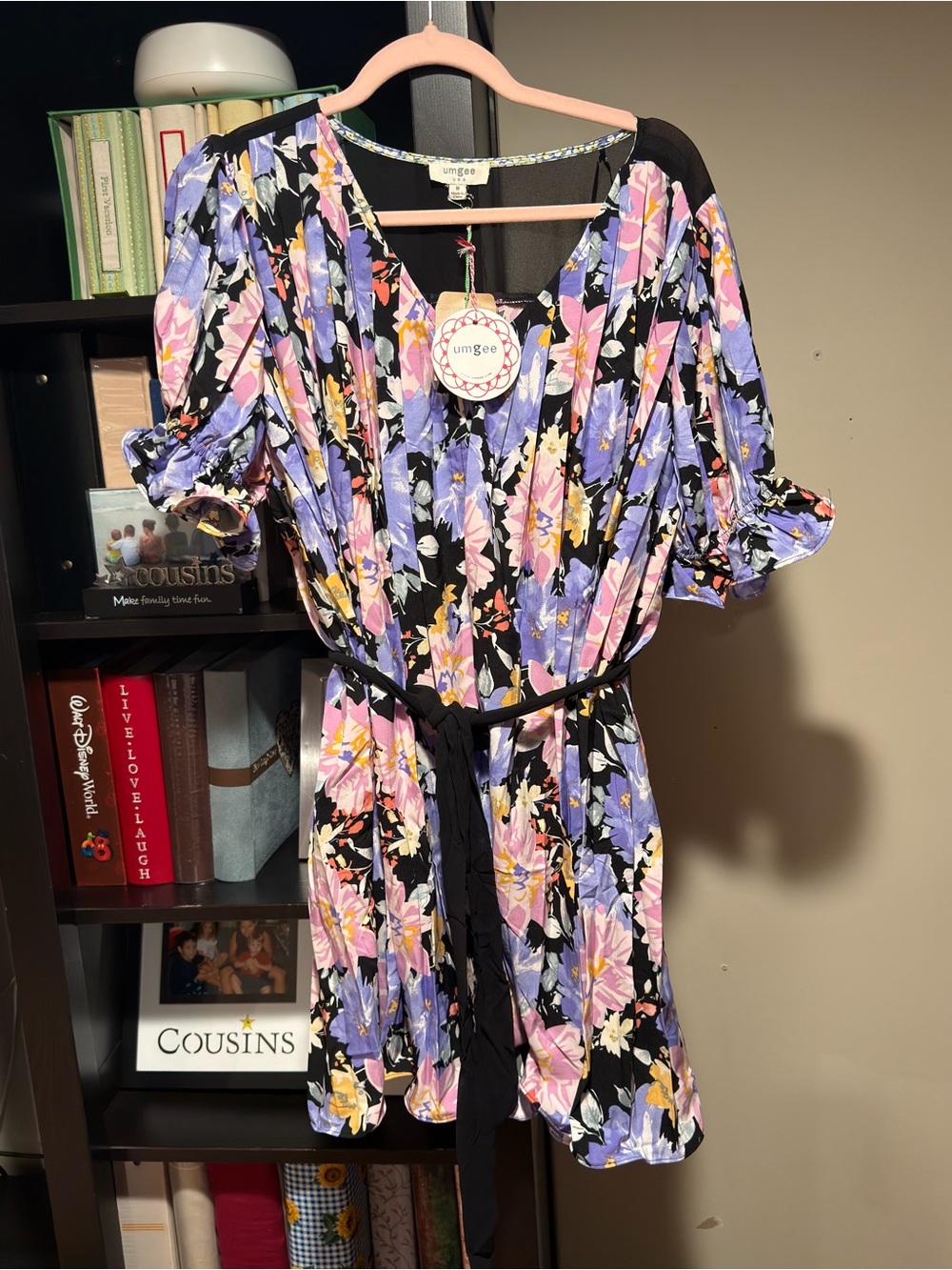 NWT Umgee Black Floral V-Neck Belted Women’s Dress Size M